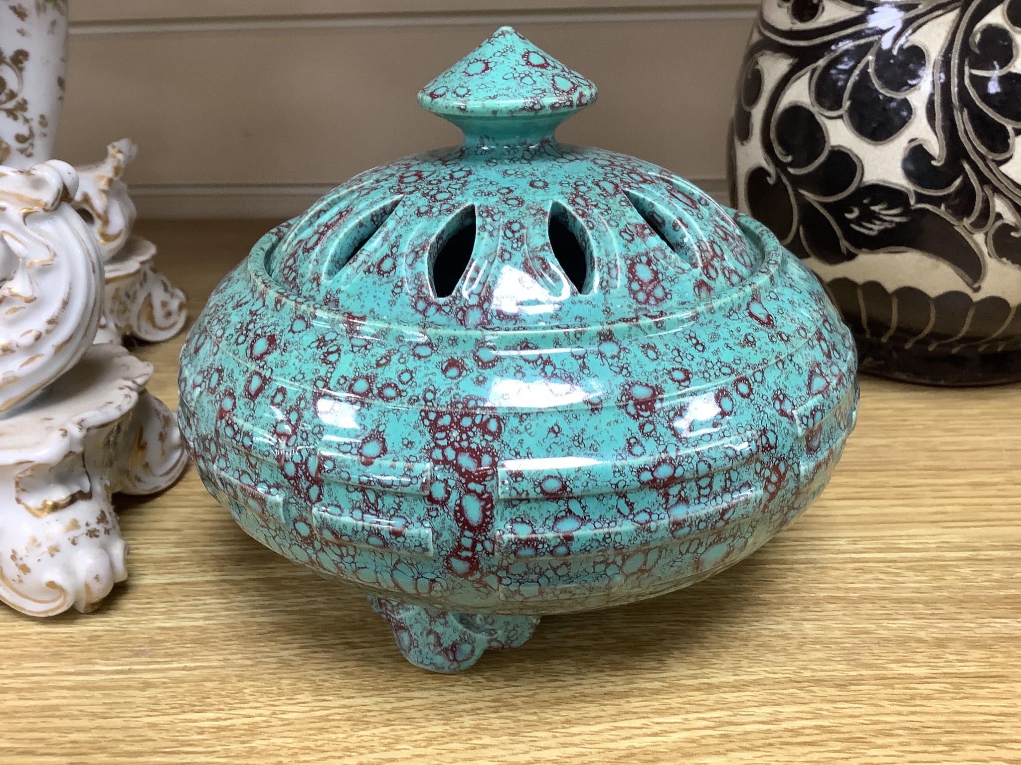 Two Chinese flambe vessels and a Cizhou style vase (3)